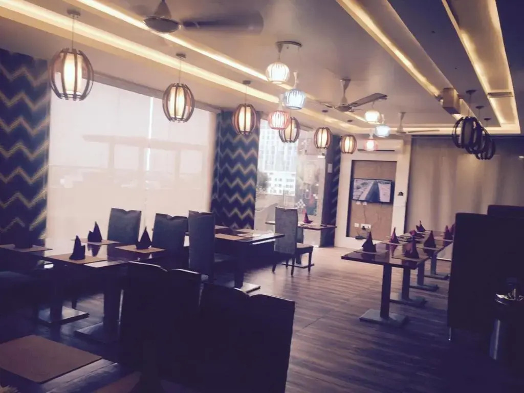 The Global Hotel by Platinum I 100m Medanta Hospital I Sector-38 I Gurgaon
