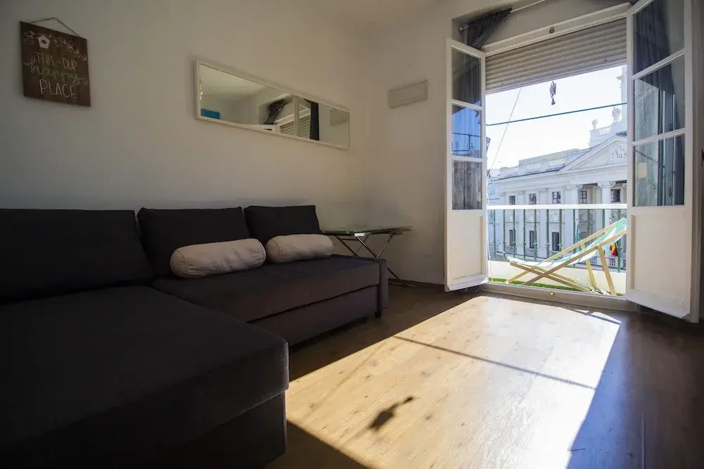 SimplyHosted El Balcon del Ayuntamiento