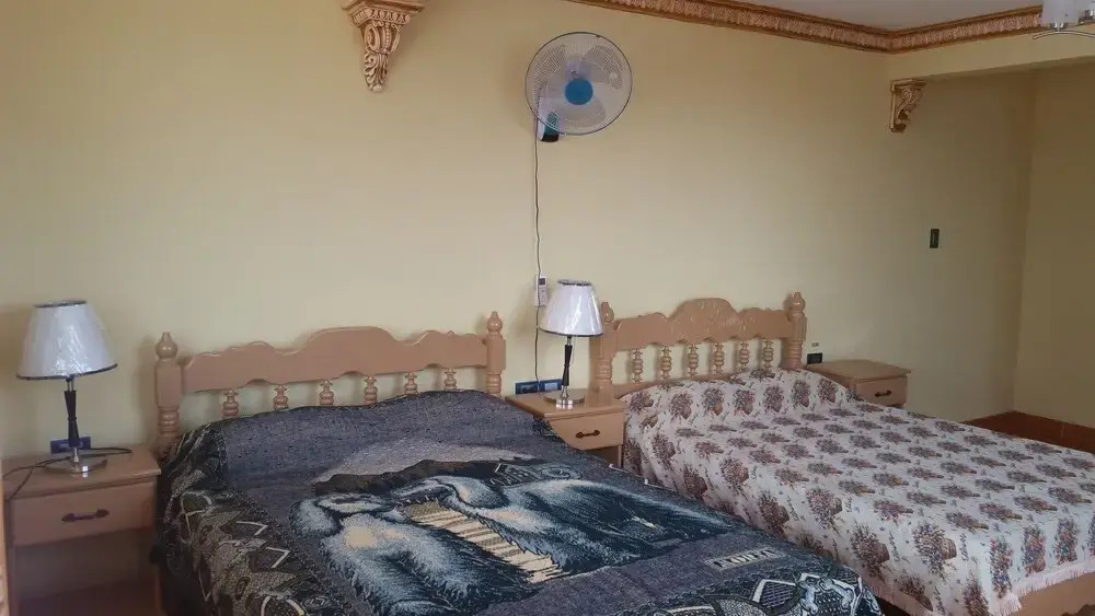 Hostal Sr.Handy Santalla