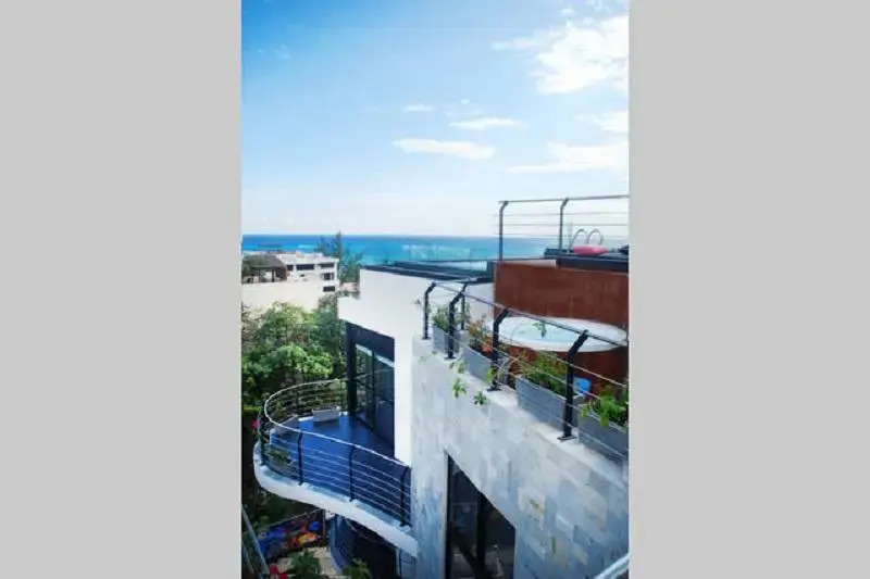Beautiful & Located 2 BR Aparthotel by KVR