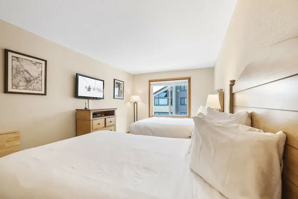 2 Bedroom Kirkwood Condo - Across the Street from Village condo