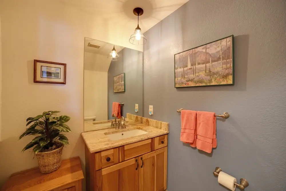 1 Mi to Main Street: Mtn-view Home in Frisco