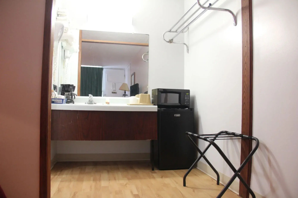 Norfolk Country Inn and Suites