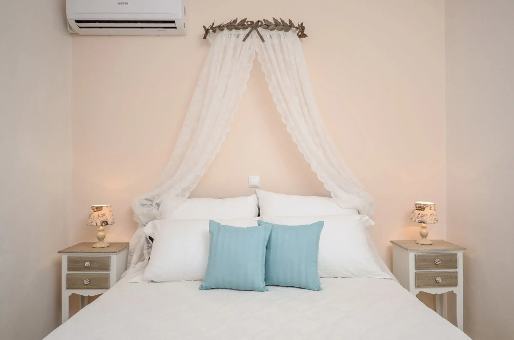 Villa of Roses in Naxos - Private villa with pool