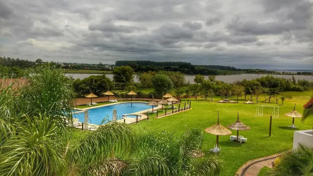 Terrazas de La Costa Apart Hotel