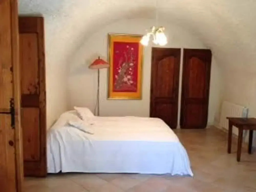 House With 2 Bedrooms in Saint-julien-de-la-nef, With Wonderful Mountain View, Pool Access and Enclosed Garden
