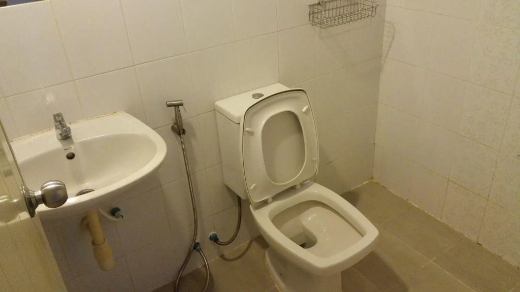 Gems Park Apartment