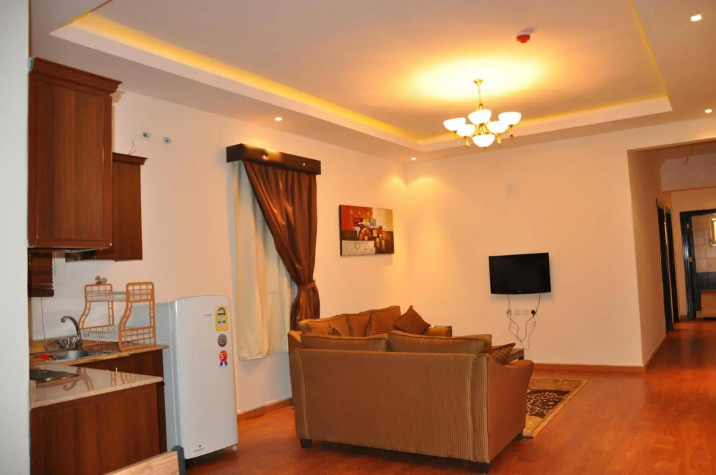 Towlan Hotel Suites 1