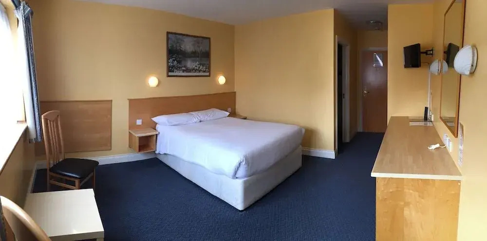 Rosslare Port Lodge
