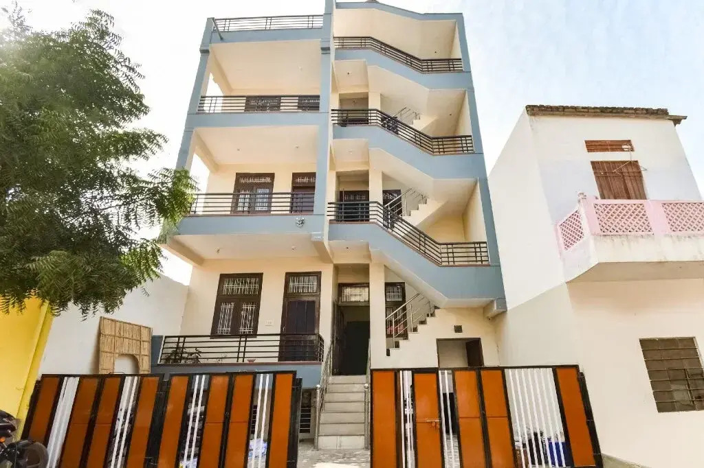 Sunshine Hotel by OYO Rooms