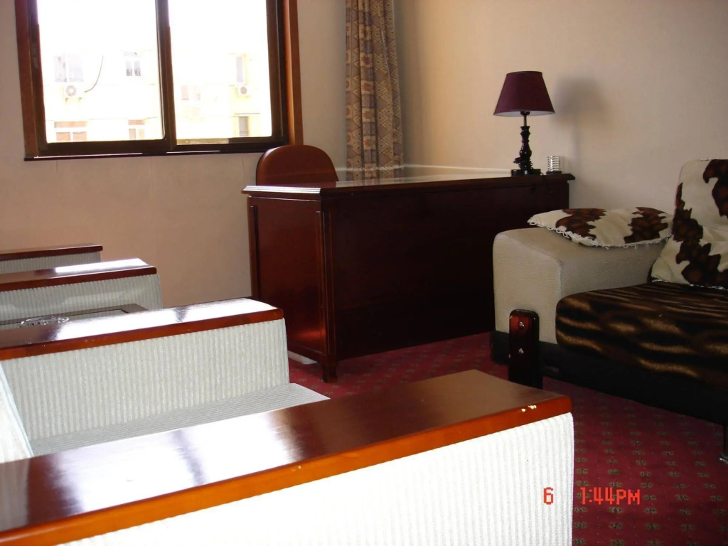 Beijing Yunhong Hotel