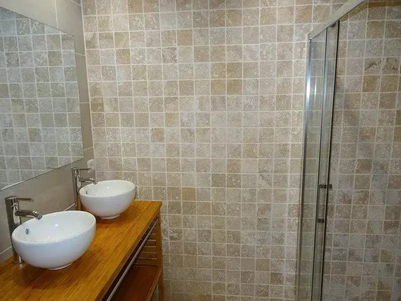 Les Cascadelles No.6