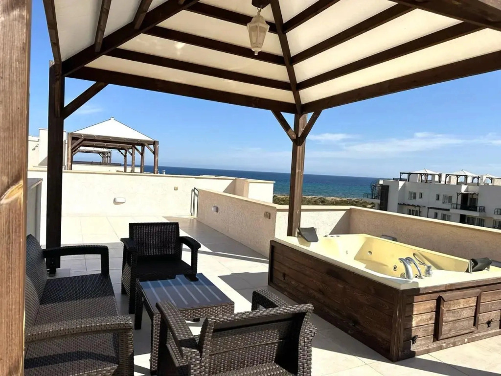 Апартаменты Deluxe Two Bedroom Penthouse Private SpaTub