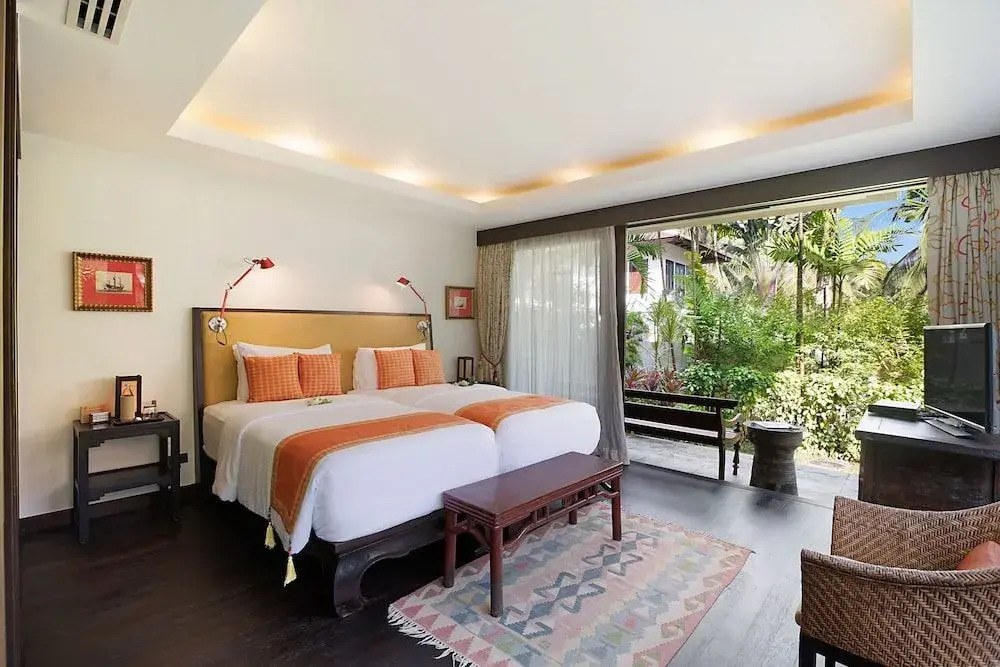 Baan Rattana Thep
