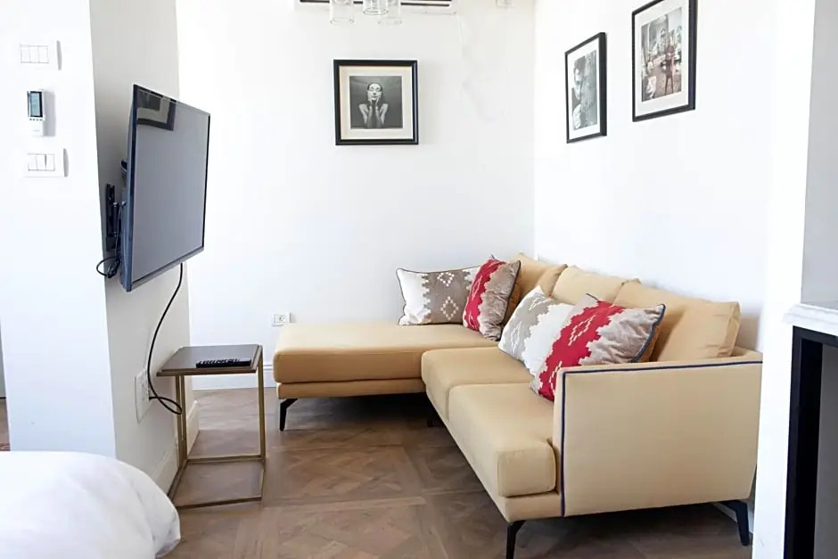 Kublers House - By Beach Apartments TLV
