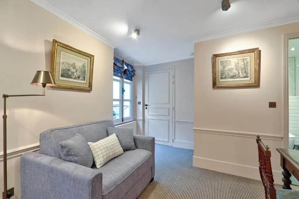 Pick A Flats Apartments in Saint Germain - Paul-Louis Courier