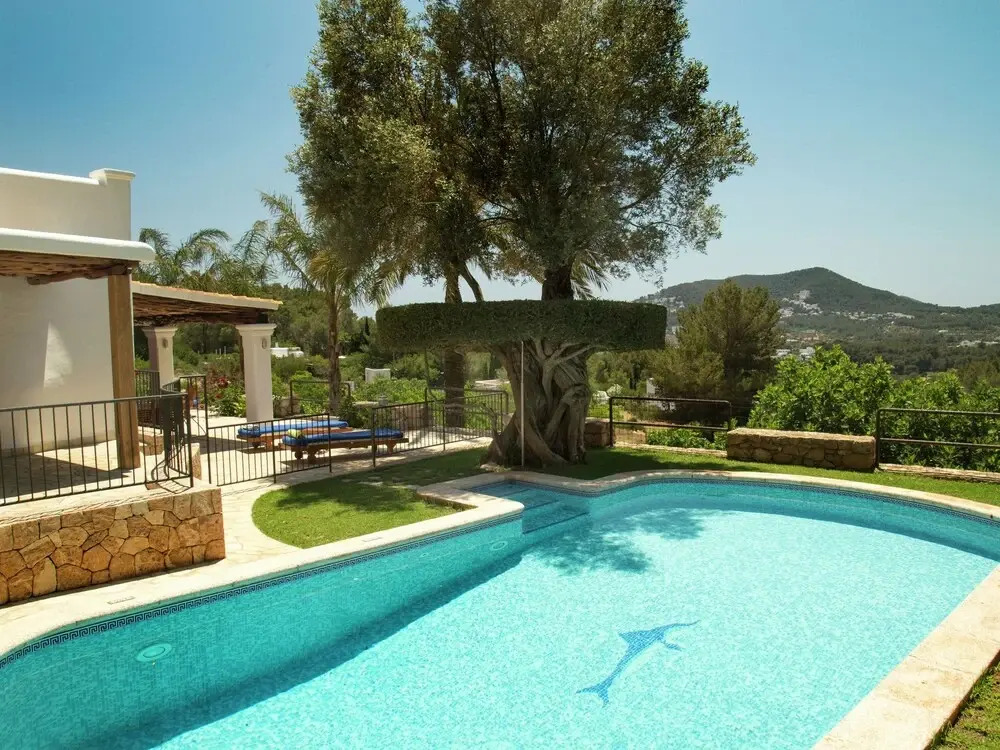 Cozy Holiday Home in Santa Eularia des Riu with Private Pool