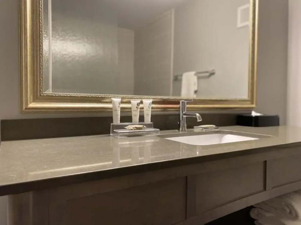 Country Inn & Suites by Radisson, Bemidji, MN