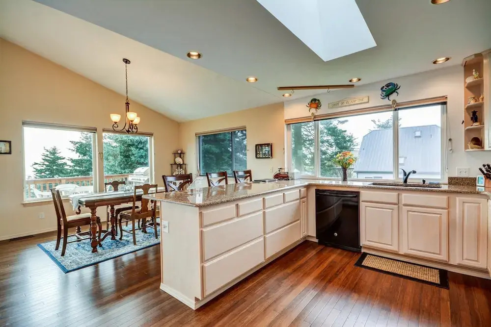 Coupeville  By Admiralty Bay 3 Bedroom Home