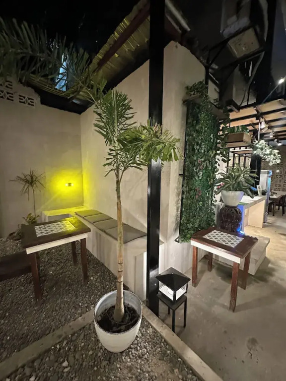 Soi Suites