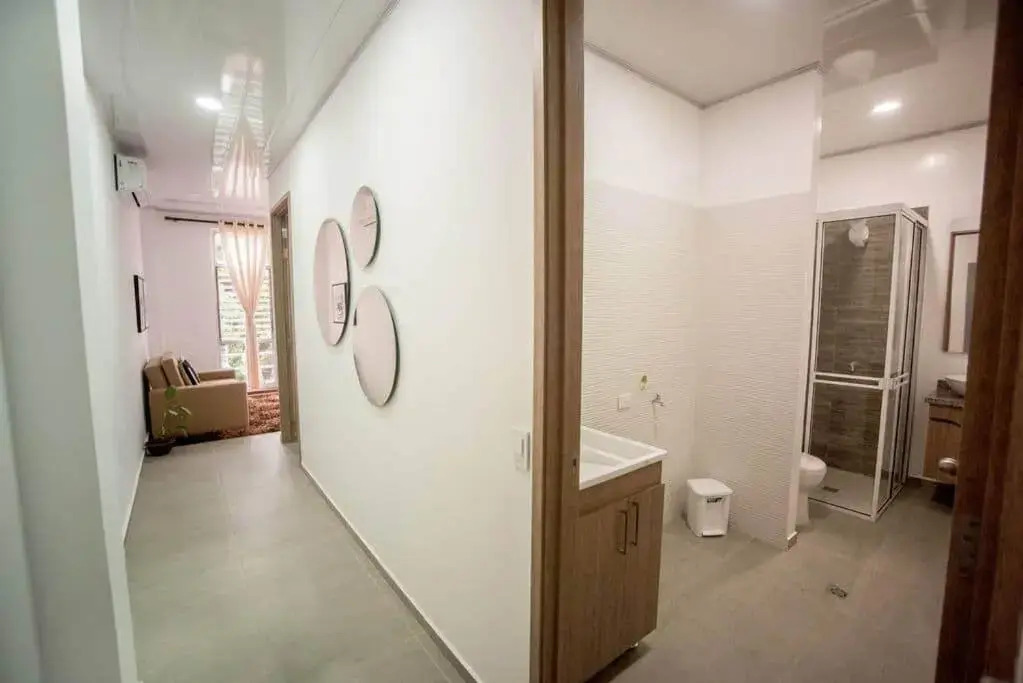 206-INCREIBLE APARTA ESTUDIO EN GRanada
