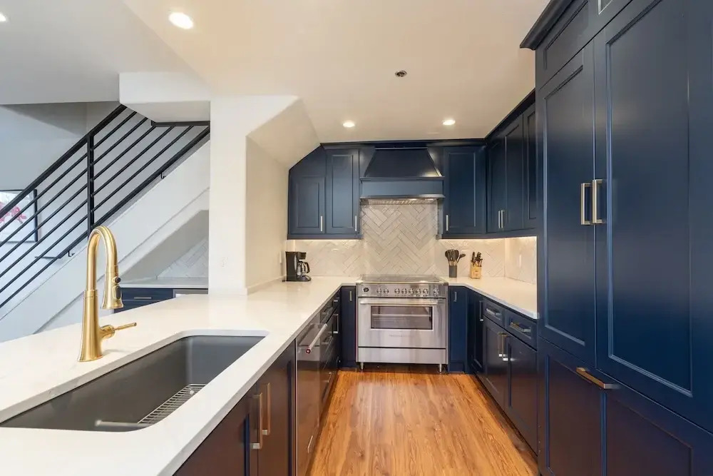 Bear Creek Lodge 406 4 Bedroom Condo by Alpine Lodging Telluride
