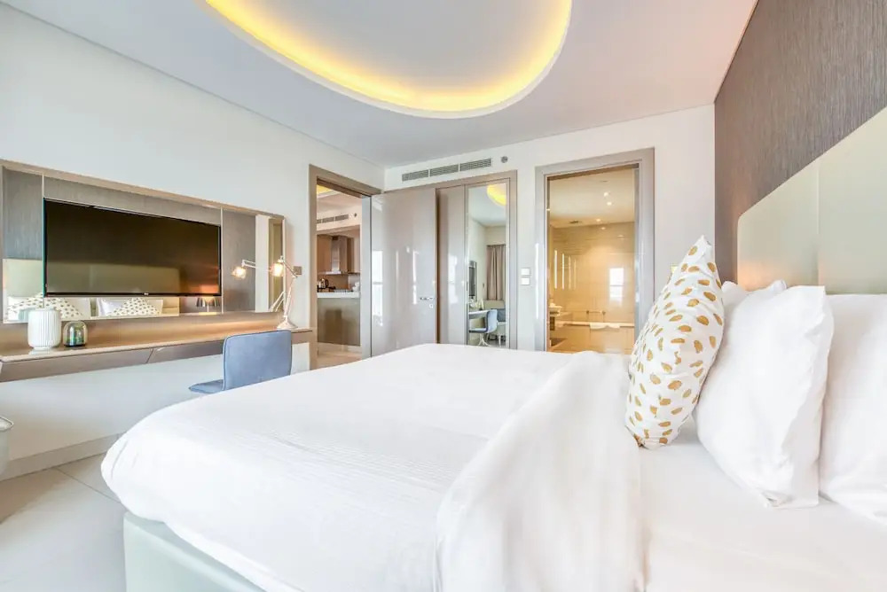 Maison Privee - Cool Dubai Apt next Burj Khalifa & Design District