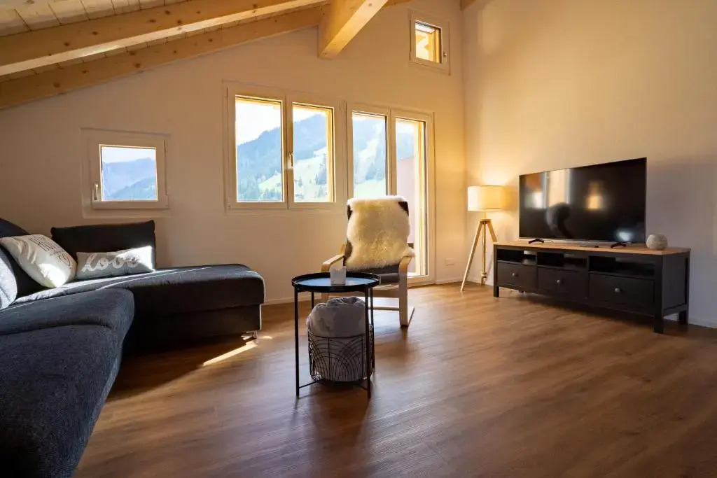 Chuenislodge2 Neu, 2 Balkone, Designerofen, mit top Aussicht!