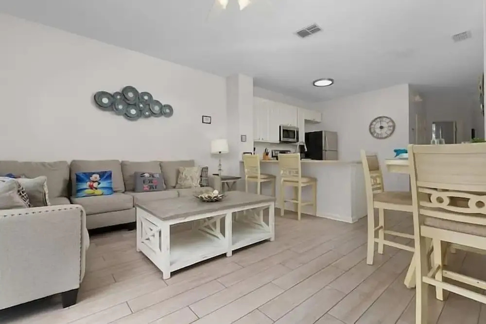 2554 Renshaw ST , Kissimmee, 3beds