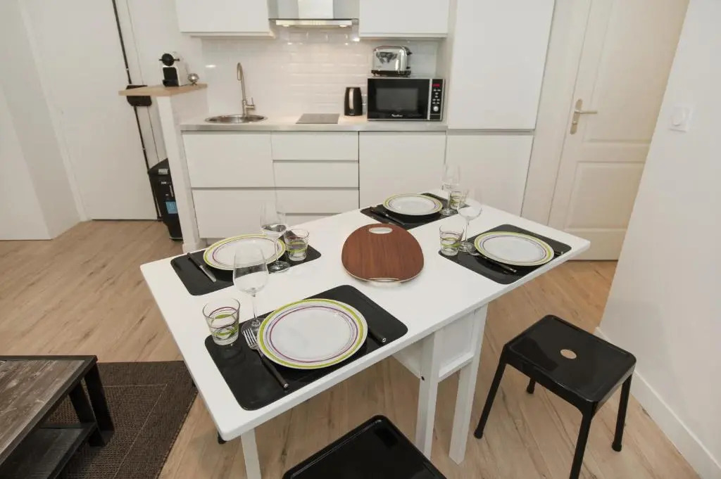 Pick A Flats Apartment in Bastille - Rue Mornay