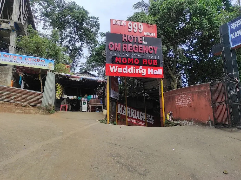 Hotel Om Regency