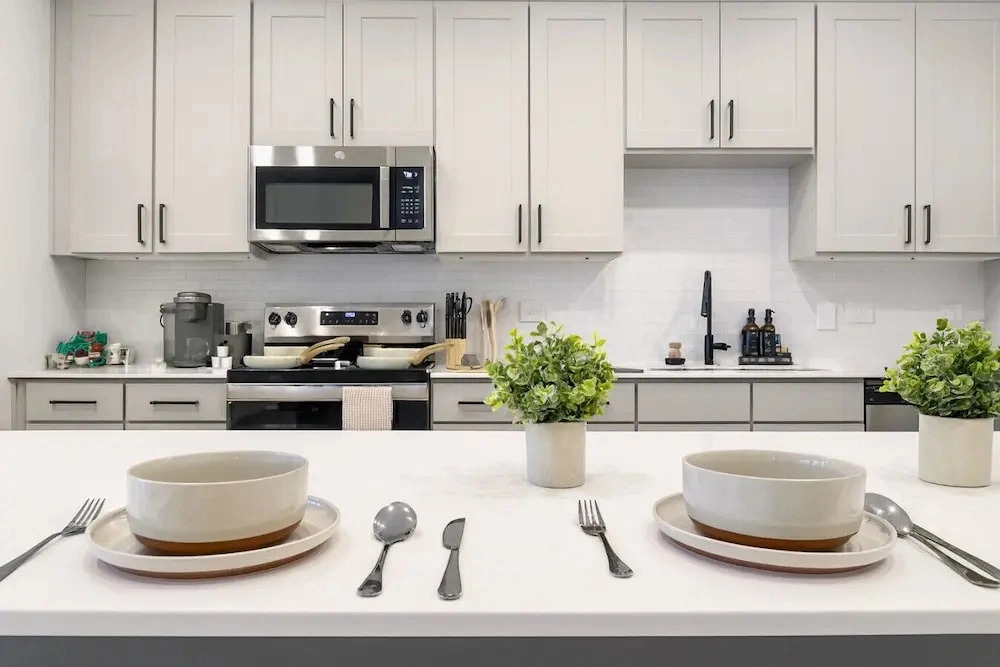 Rejuvenating 1BR Work-friendly Escape in A+area