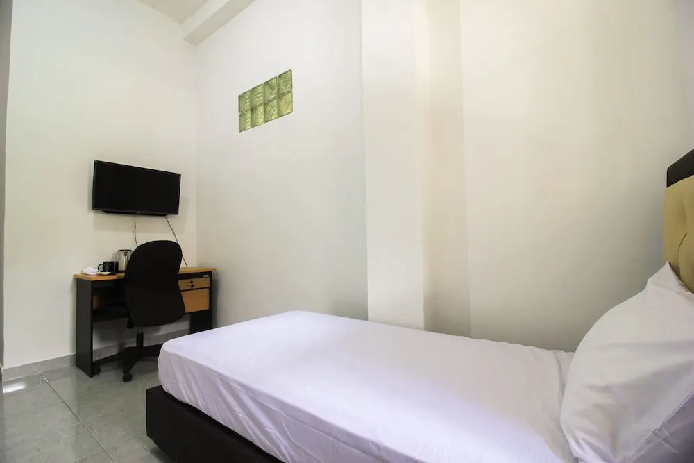 Kost Daya by OYO Rooms