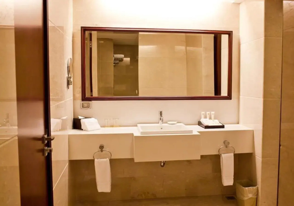 Vissai Saigon Hotel