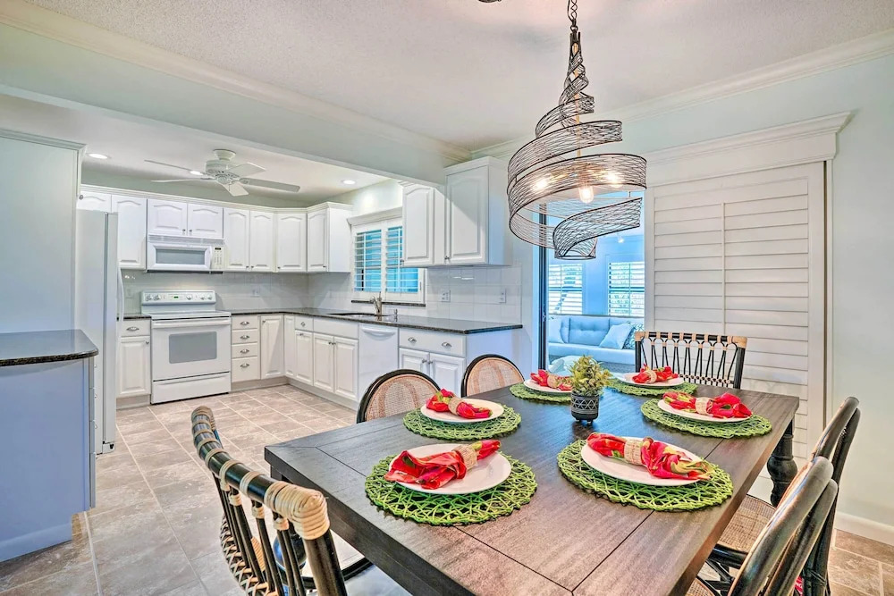 Charming Naples Home w/ Patio ~ 5 Mi to Beach