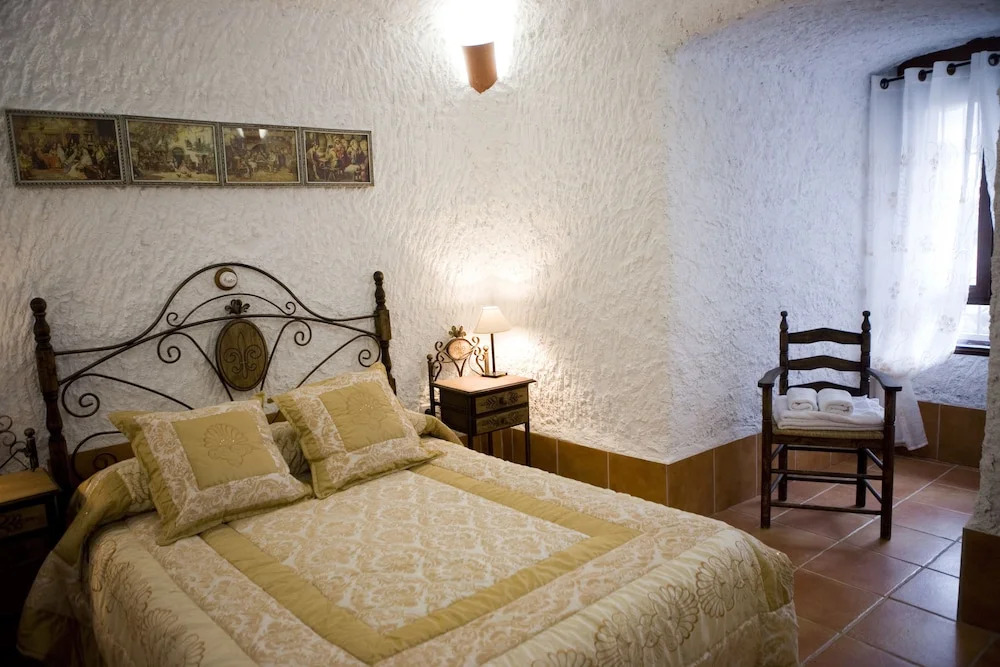Cuevalia Alojamiento Rural