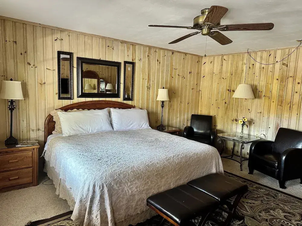 Azalea Garden Inn