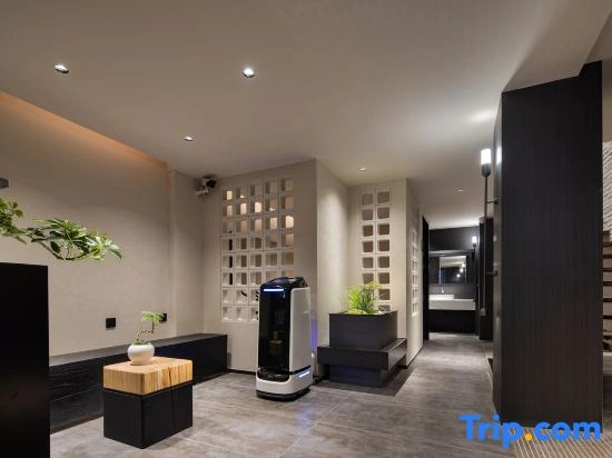 Paris Mocha City Hotel (Wanda Plaza Qingyue City)