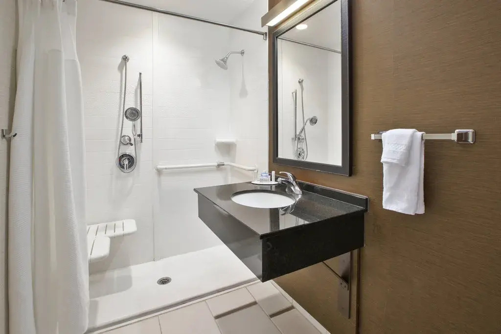 Fairfield Inn & Suites by Marriott Milwaukee Downtown