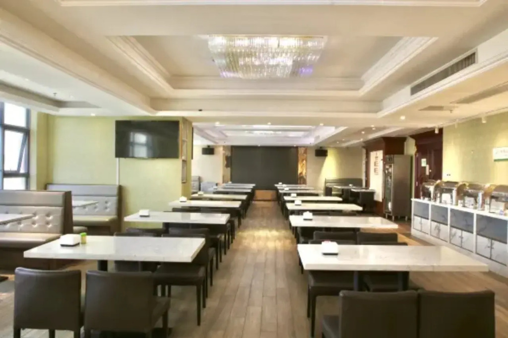 Vienna International Hotel Shenzhen Songgang Metro Station