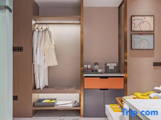 Changyang Binjiang Winston Hotel