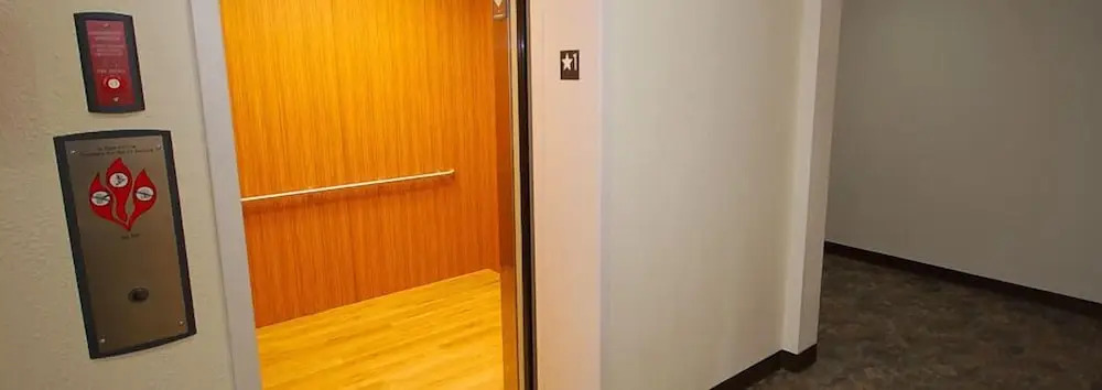 White House Suites