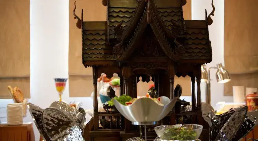 Puer Jingland Hotel