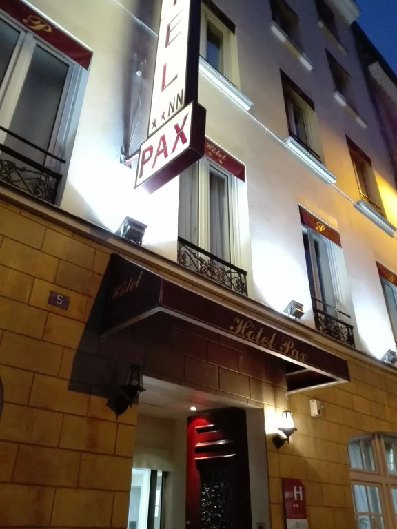 Pax Hotel