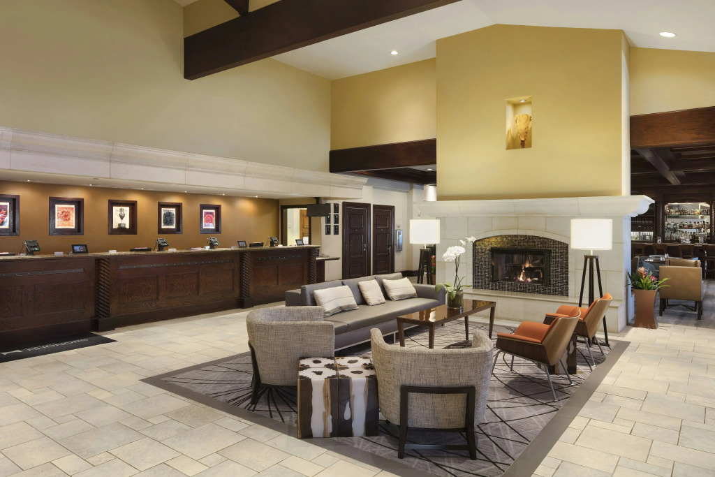DoubleTree by Hilton Ontario Airport