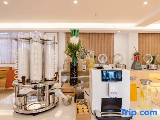 Lankao JT Hotel (Kaifeng Lankao High-Speed Railway Station)