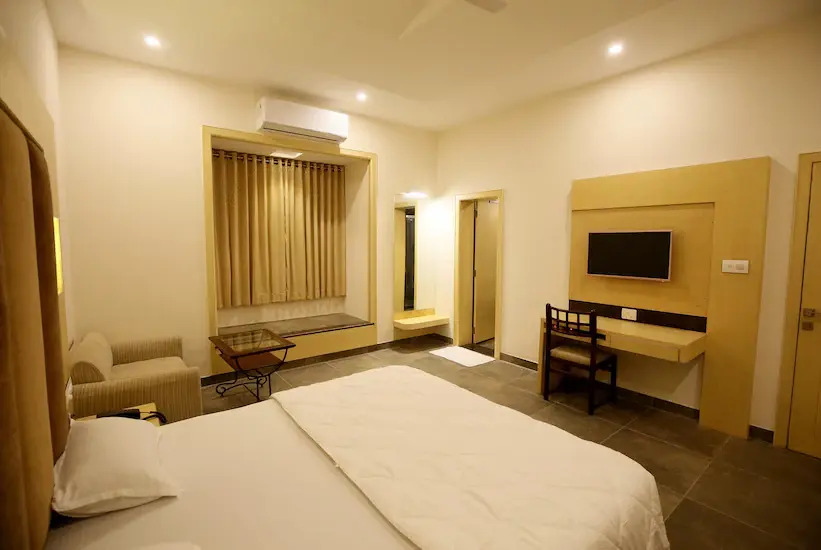 Hotel Devi Palace
