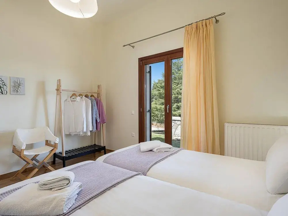 Tuscany Villa Near Marathi Beach 13pl 5bd
