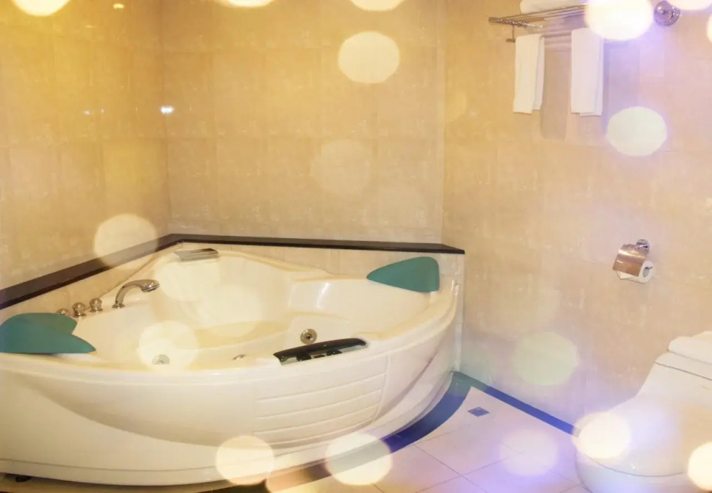 Grand Harvest Hotel