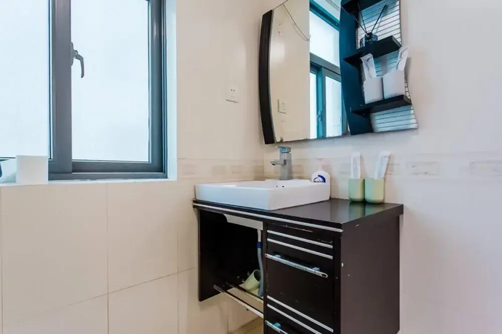 Locals Boutique Apartment Jida No.4